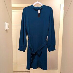 Brand new dark green belted midi dress from Banana Republic, size 16